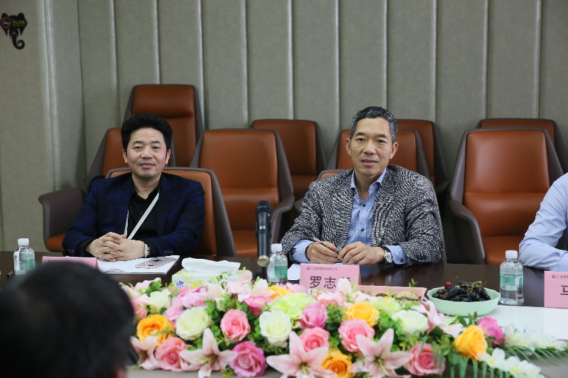 中建裝配設(shè)計院溫啟彬院長一行蒞臨金牌企業(yè),(圖9) 中建裝配設(shè)計院溫啟彬院長一行蒞臨金牌企業(yè),(圖9)